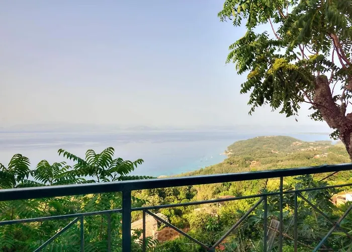 Casa Andri Sea View Ferienhaus *